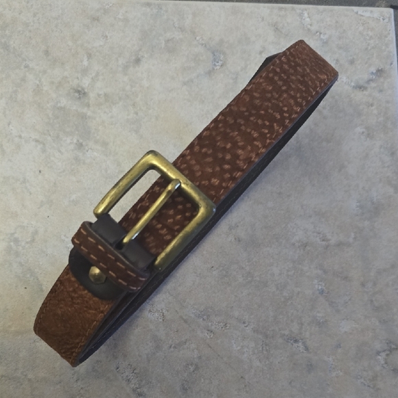 Elegant Dark Brown Leather Men's Belt - Picture 5 of 6